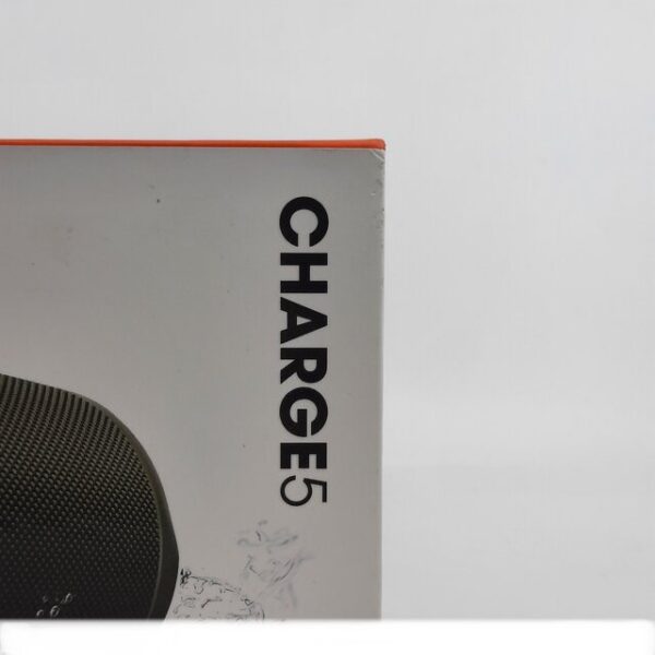JBL Charge 5 Speaker, Black - Image 3