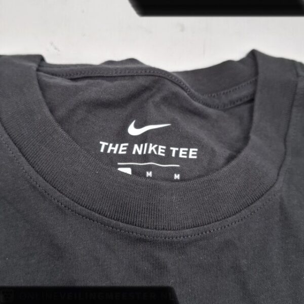 Nike Sports shirt, Large size - Image 4
